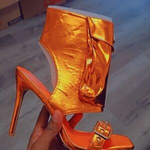 SHEIN Shiny Orange High Heels